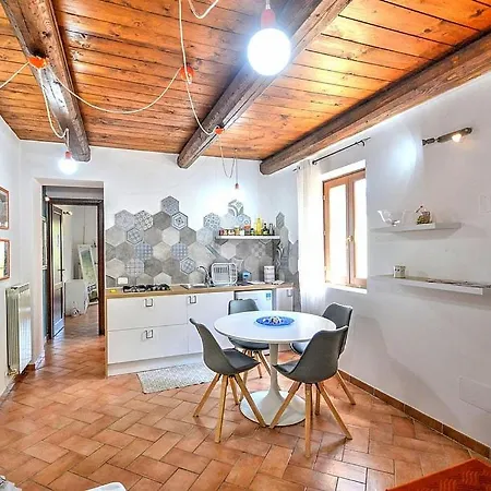 公寓 Cappuccini Sleeps 4 Wifi 斯波莱托